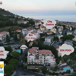 Oleandro 3*, Pietra Ligure Italie